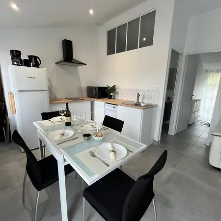 Ben & Nad Proche Du Puy Dufou