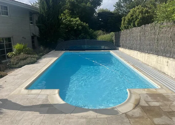 Ben & Nad Proche Du Puy Dufou