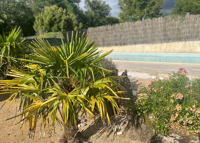 Apartamento Ben & Nad Proche Du Puy Dufou